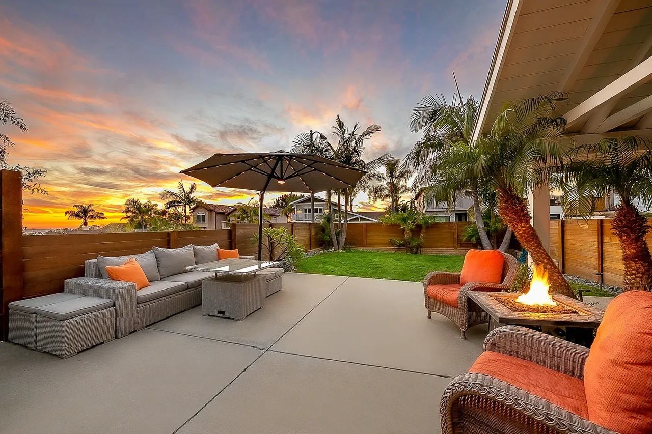 1885 Pariva Dr - Photo 3 of 34