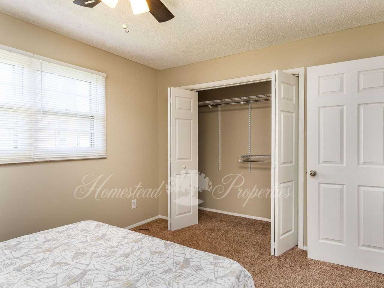 Willow Creek Apartments - Photo 3 of 13