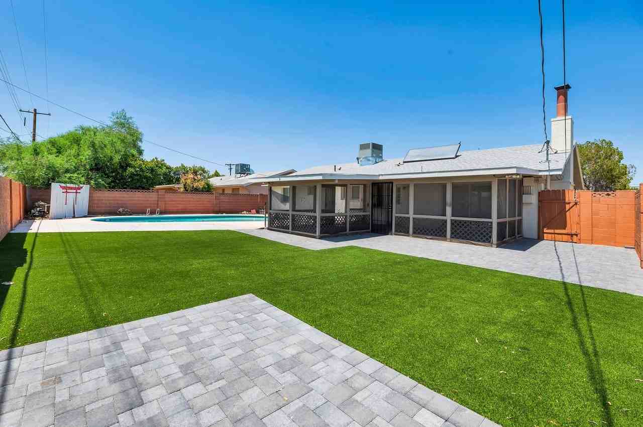 1037 E Loma Vista Dr - Photo 2 of 16