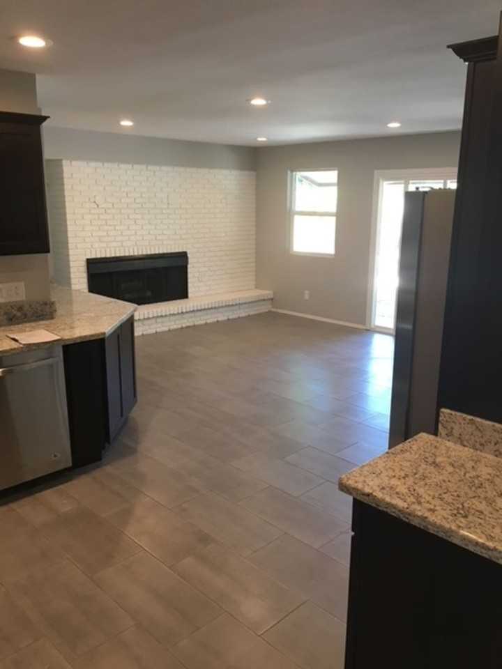 1248 E Malibu Dr - Photo 6 of 16