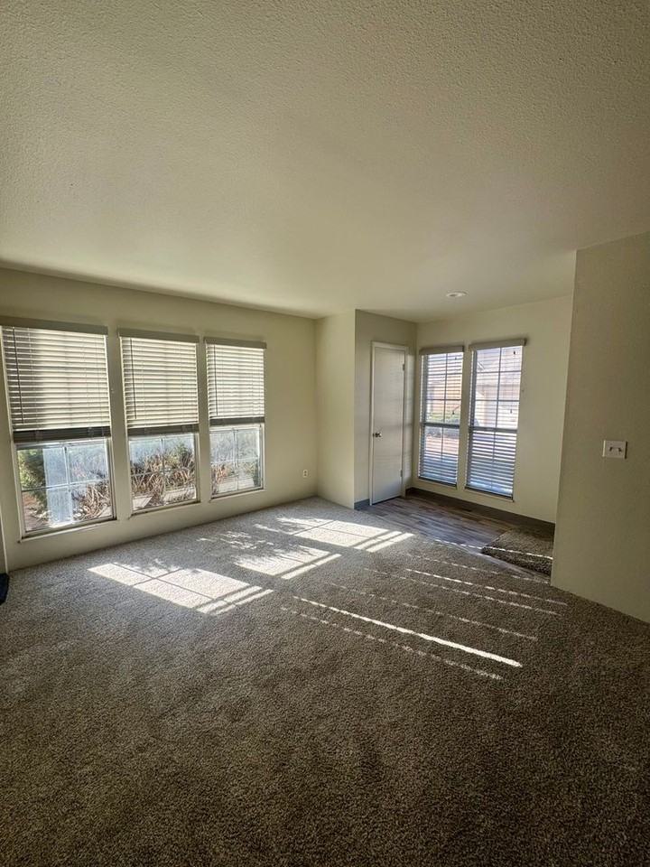 3330 Templeton Gap Rd #41 - Photo 6 of 33