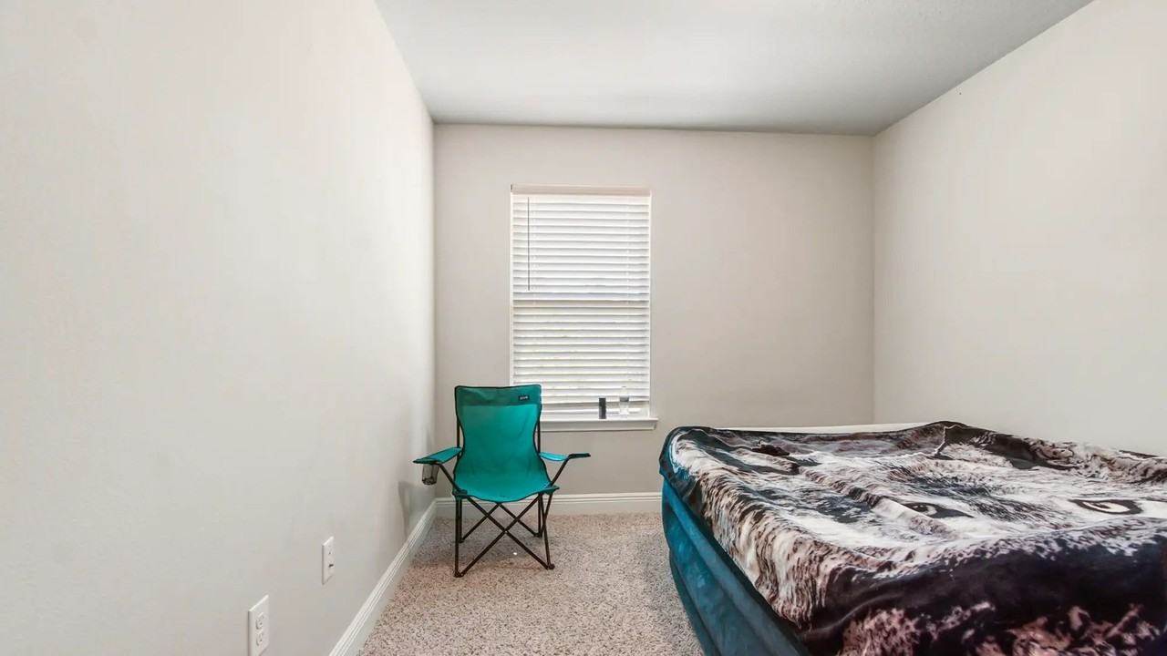 65 Crossing Ln #F - Photo 7 of 30