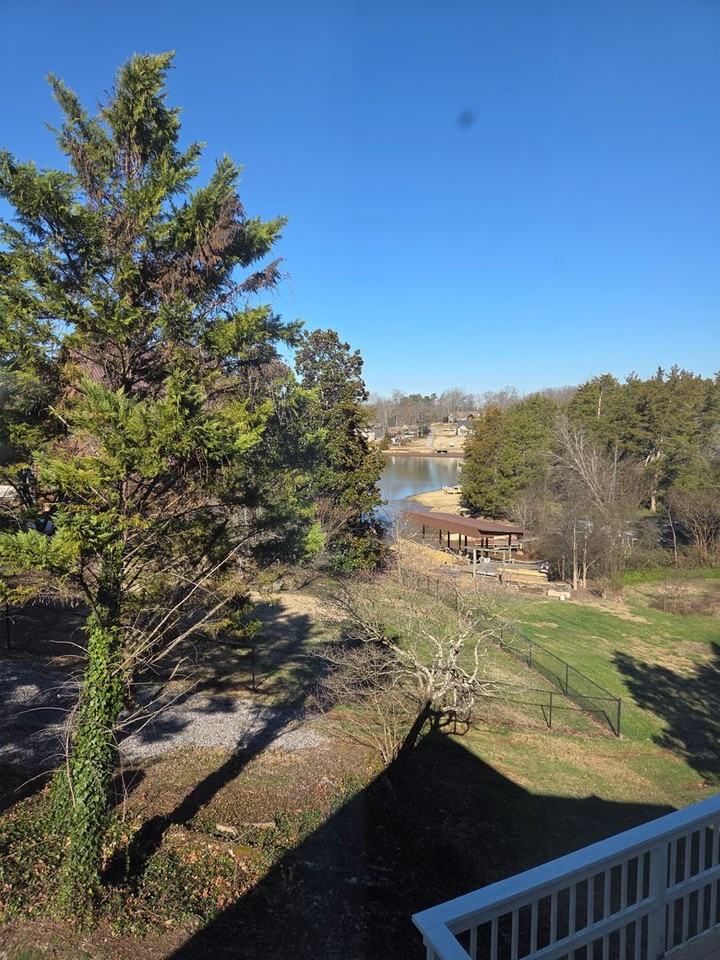 3314 Cove Point Dr - Photo 7 of 13