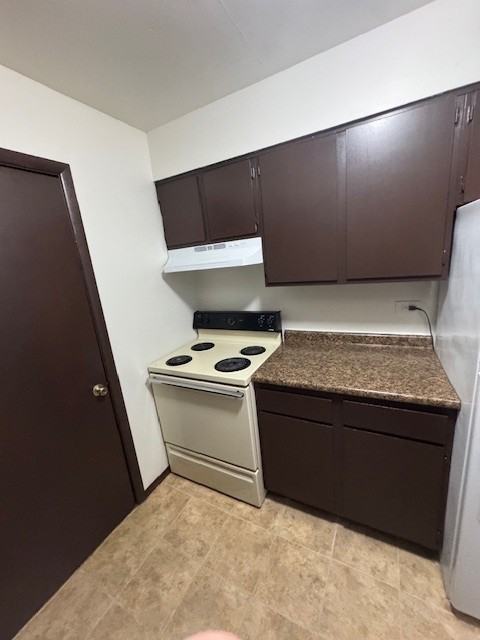 2016 10th St #04-104 - Photo 2 of 11