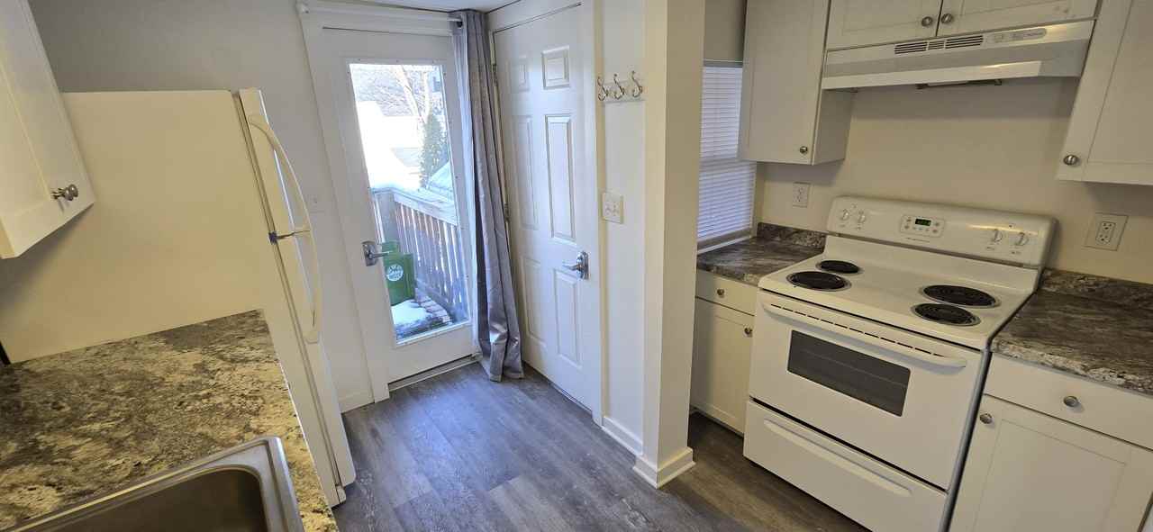 12 Durrell St Apt B #12B - Photo 7 of 10