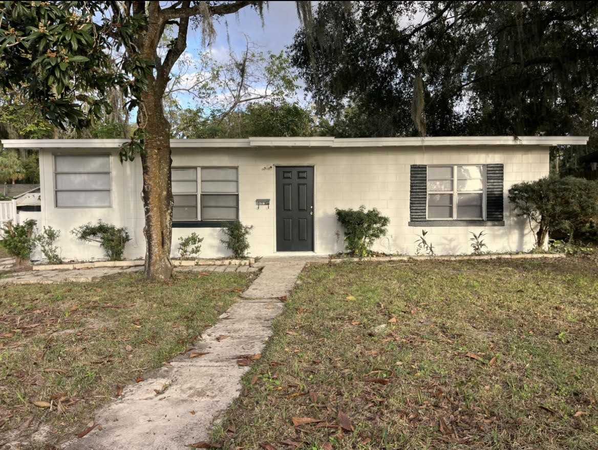 617 Danvers St #1 - Photo 5 of 29