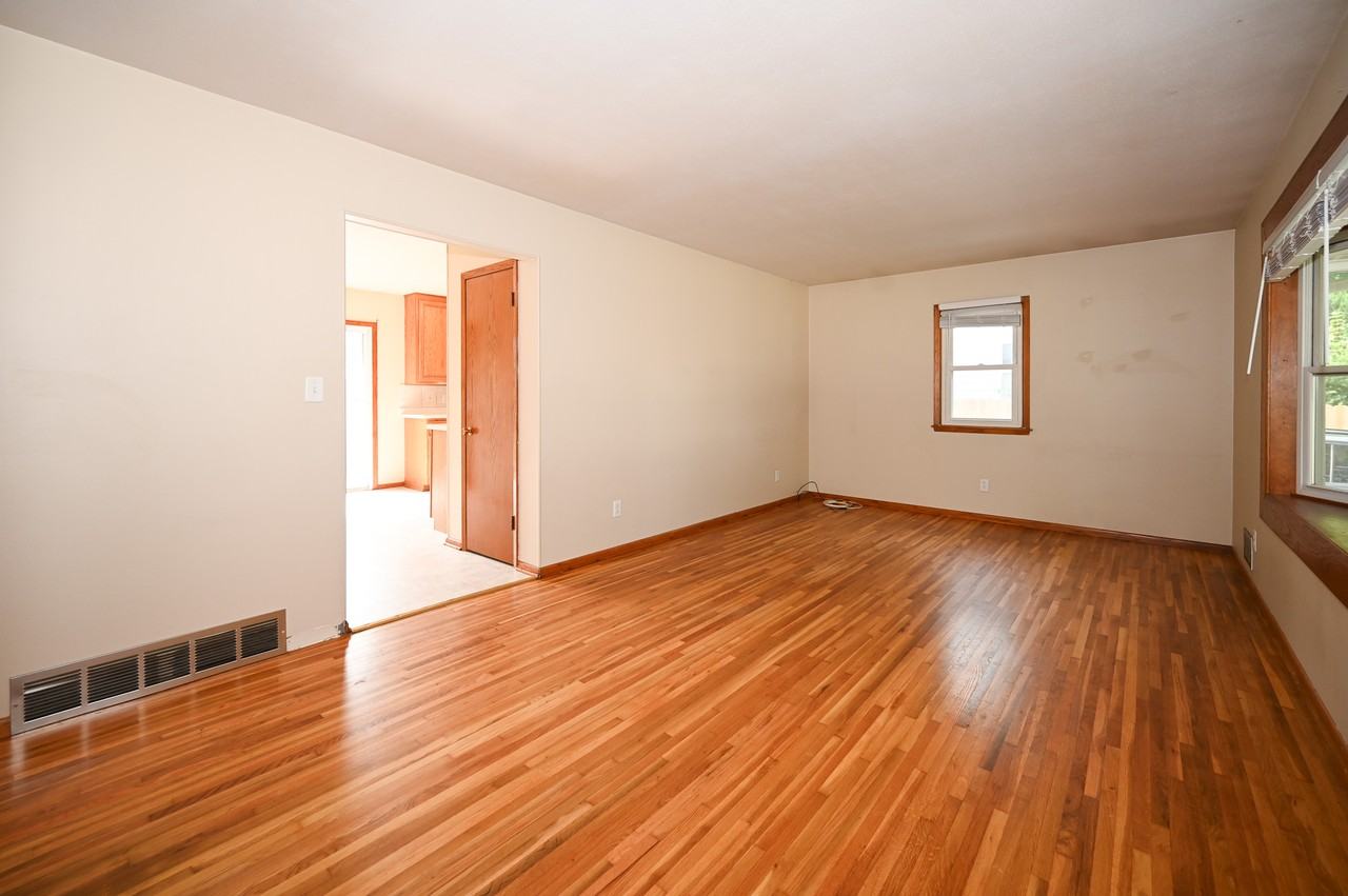 2502 24th Ave Nw #1 - Photo 5 of 17