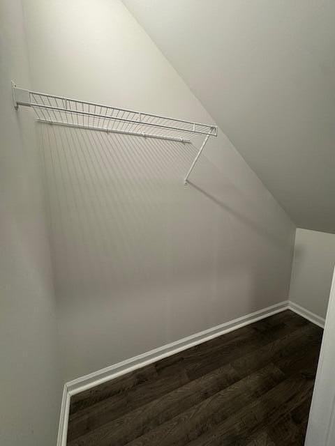 319 Bisham Ct - Photo 3 of 38