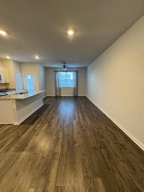 319 Bisham Ct - Photo 4 of 38