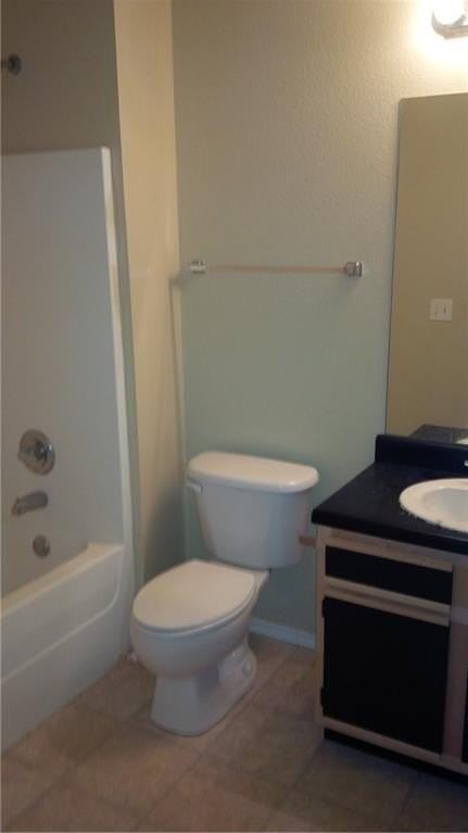 820 W Piedmont Pl #6 - Photo 4 of 8