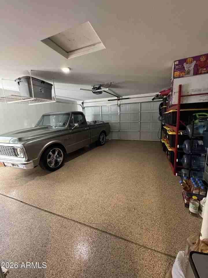 734 E Kelsi Ave - Photo 4 of 42