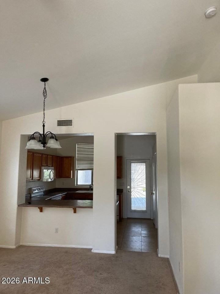 4044 W Hackamore Dr - Photo 6 of 9