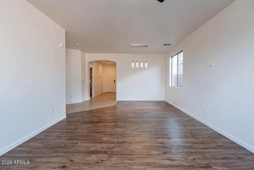 10625 E Knowles Ave - Photo 6 of 24