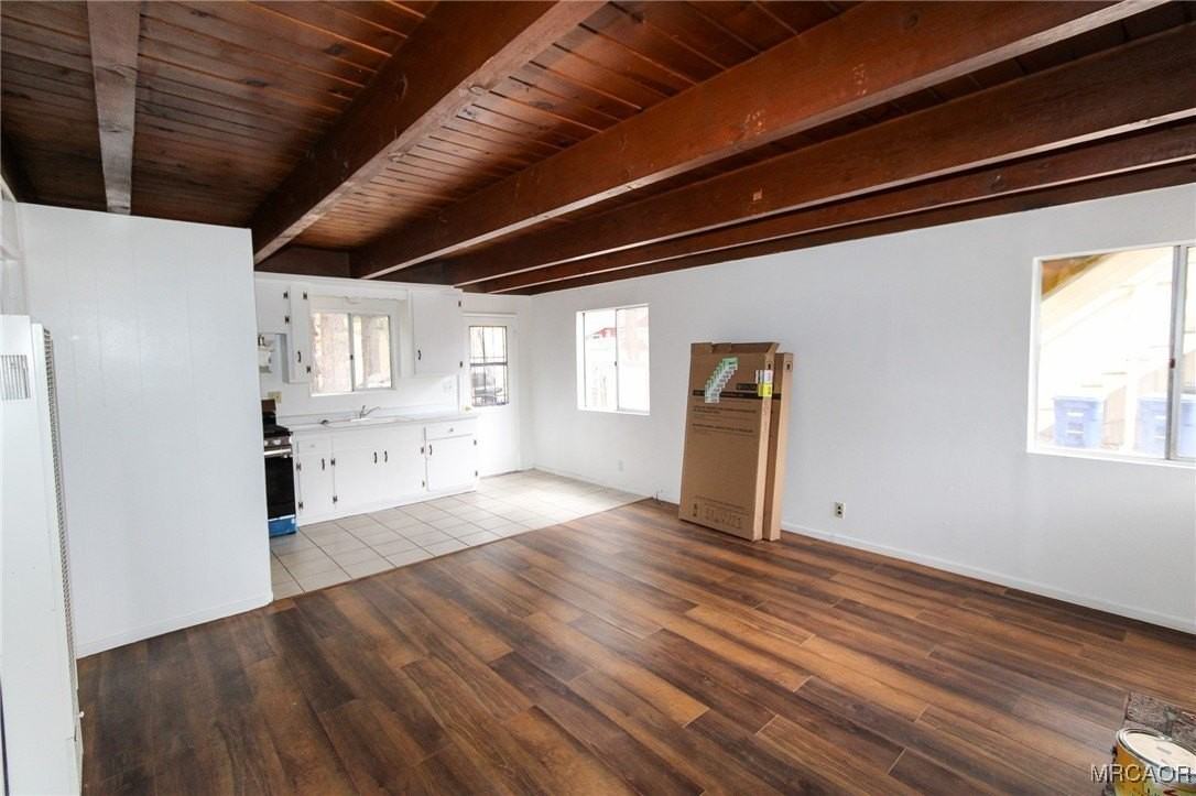 436 W Mojave Blvd - Photo 2 of 20