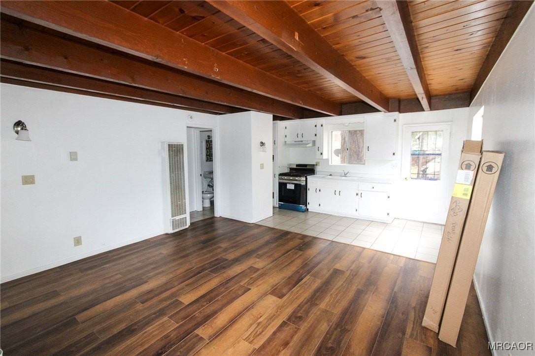 436 W Mojave Blvd - Photo 3 of 20