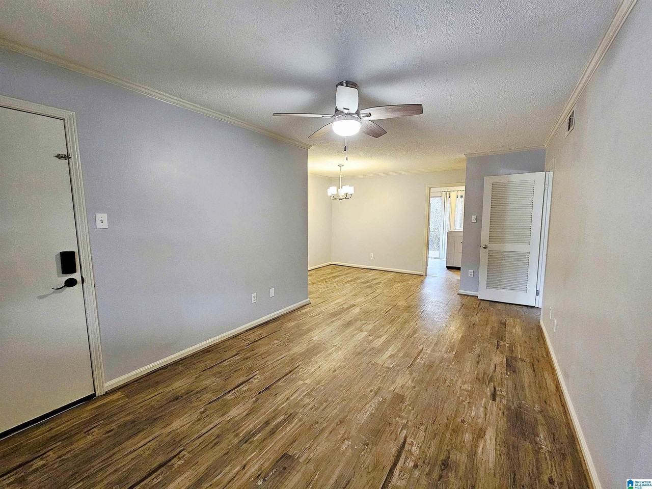 3425 Sandner Ct #D - Photo 5 of 20