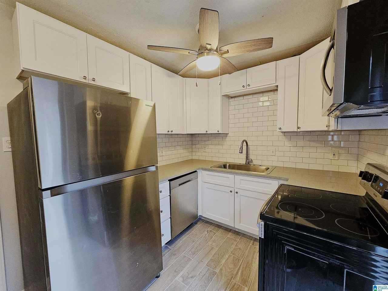 3425 Sandner Ct #D - Photo 7 of 20