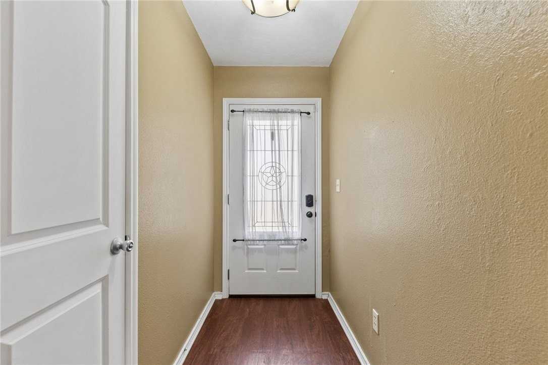 7713 Wolverine Dr - Photo 4 of 20