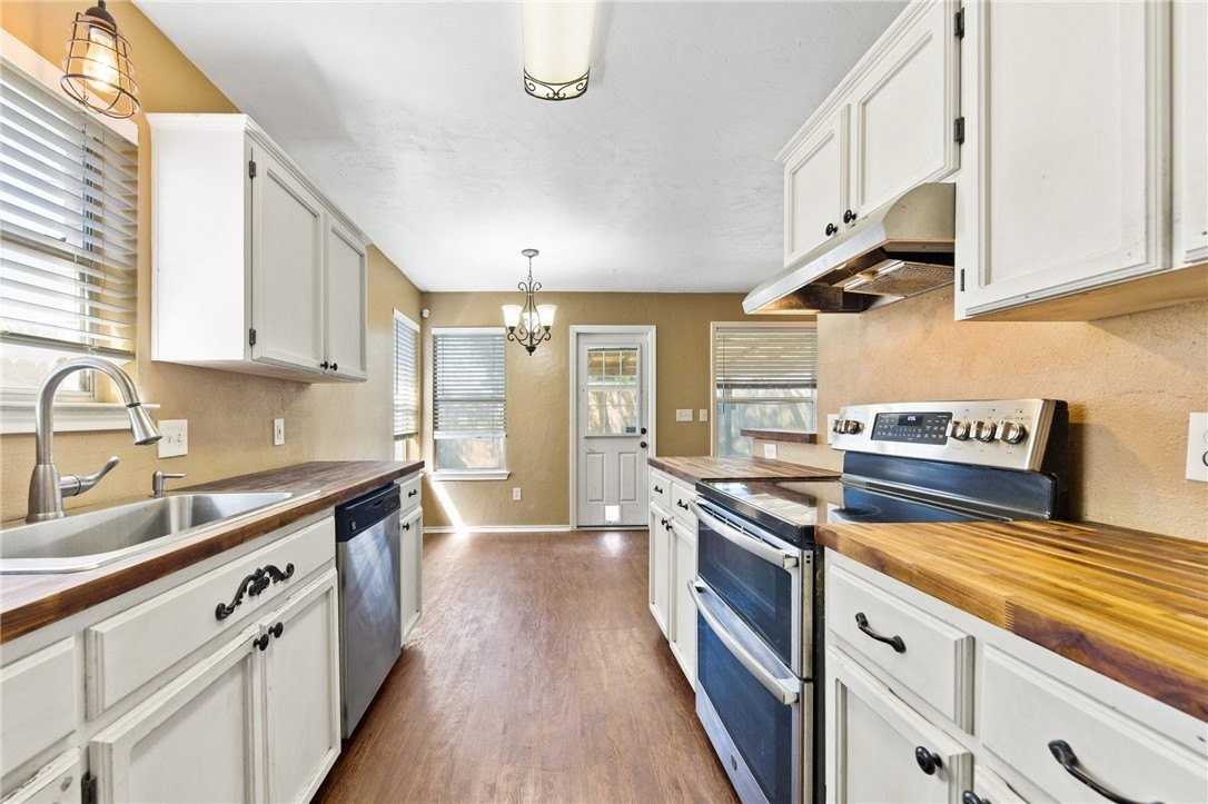 7713 Wolverine Dr - Photo 7 of 20