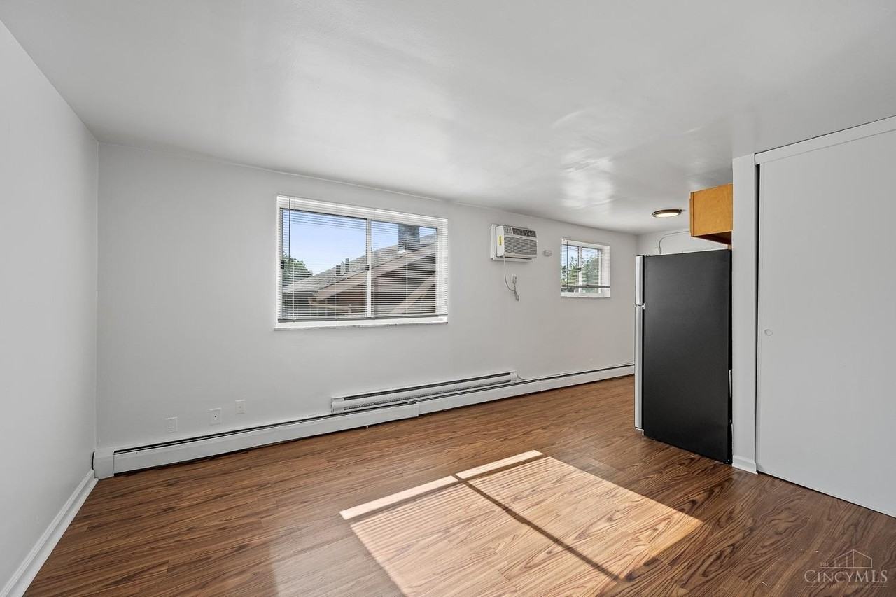 1522 Cedar Ave Apt 9 #9 - Photo 5 of 19