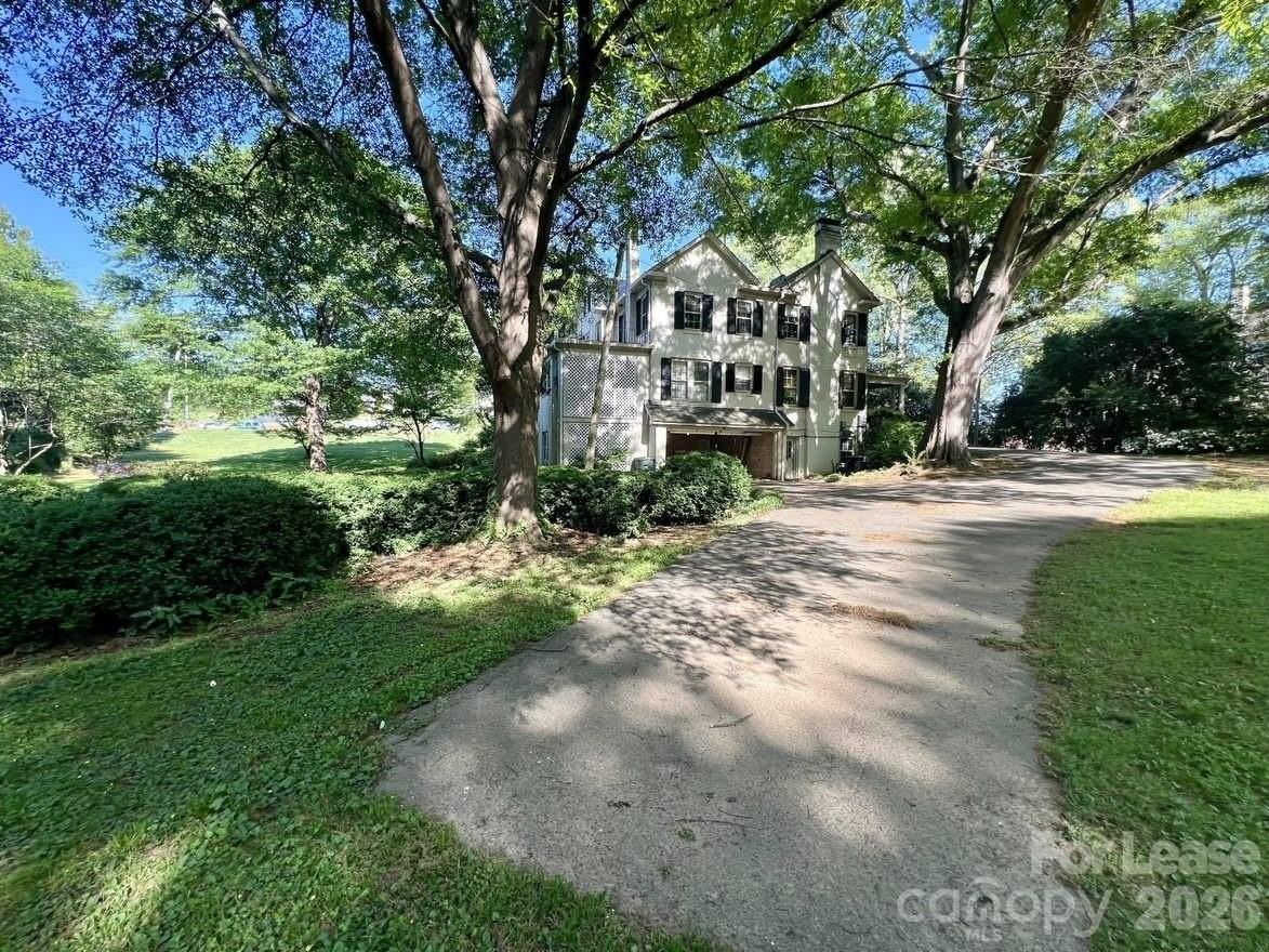 701 S New Hope Rd - Photo 3 of 12