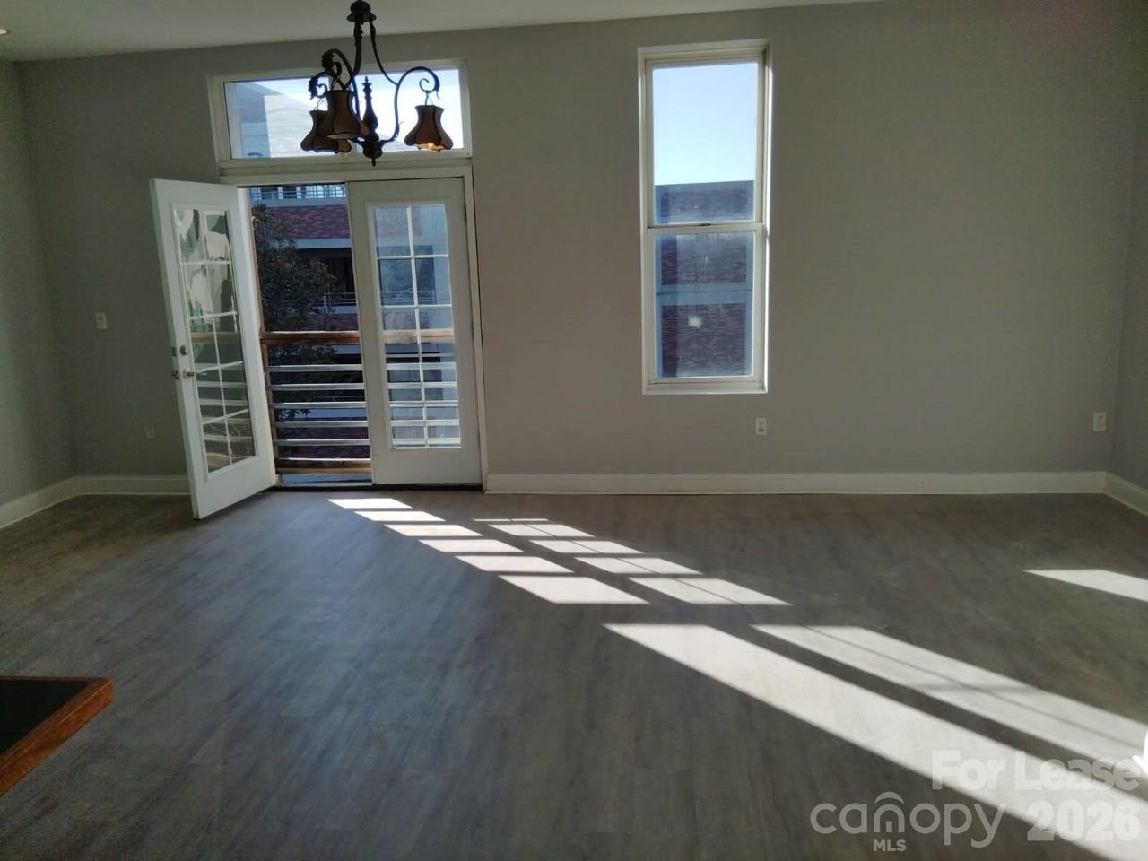 141 W Main Ave - Photo 4 of 7