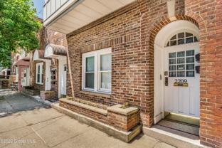 2209 15th St Apt 4 #4 - Photo 1 of 1