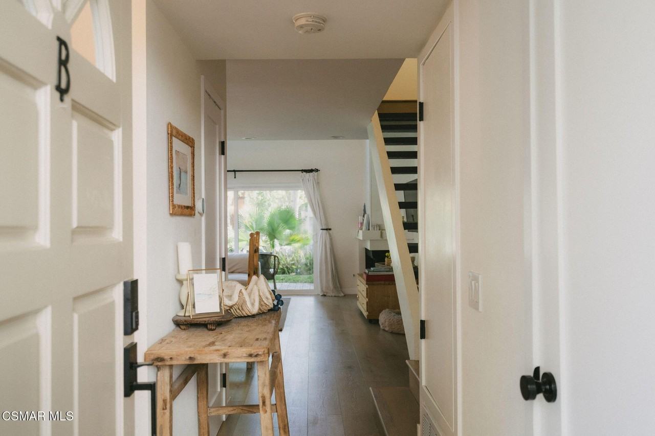 5716 Skyview Way Unit B #B - Photo 4 of 25