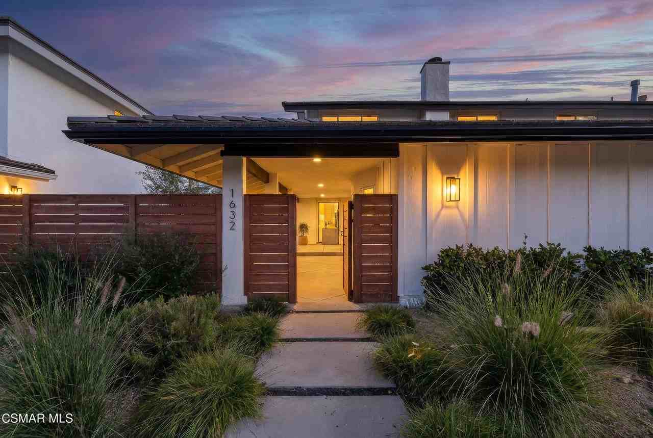 1632 Camberwell Pl - Photo 3 of 40