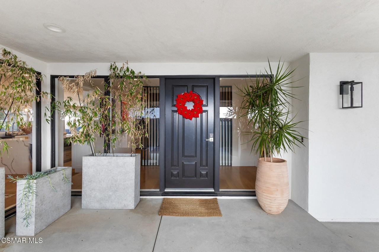 1632 Camberwell Pl - Photo 7 of 40