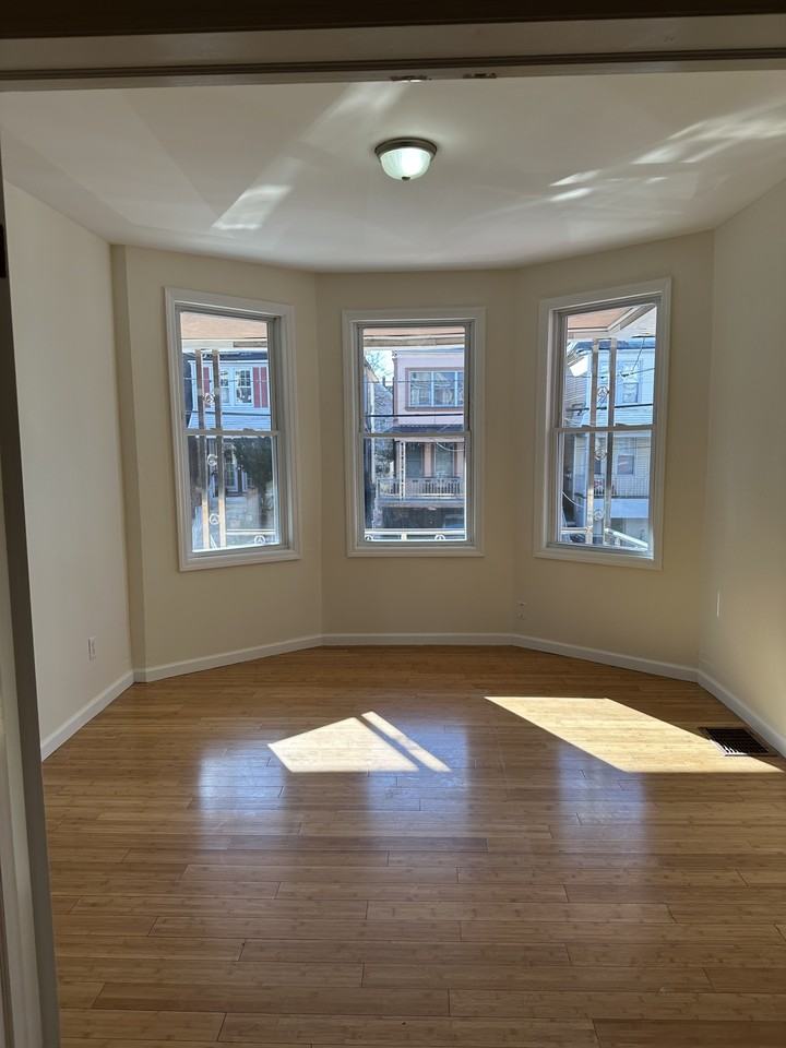 125 West 28th Street #1 - Photo 2 of 13