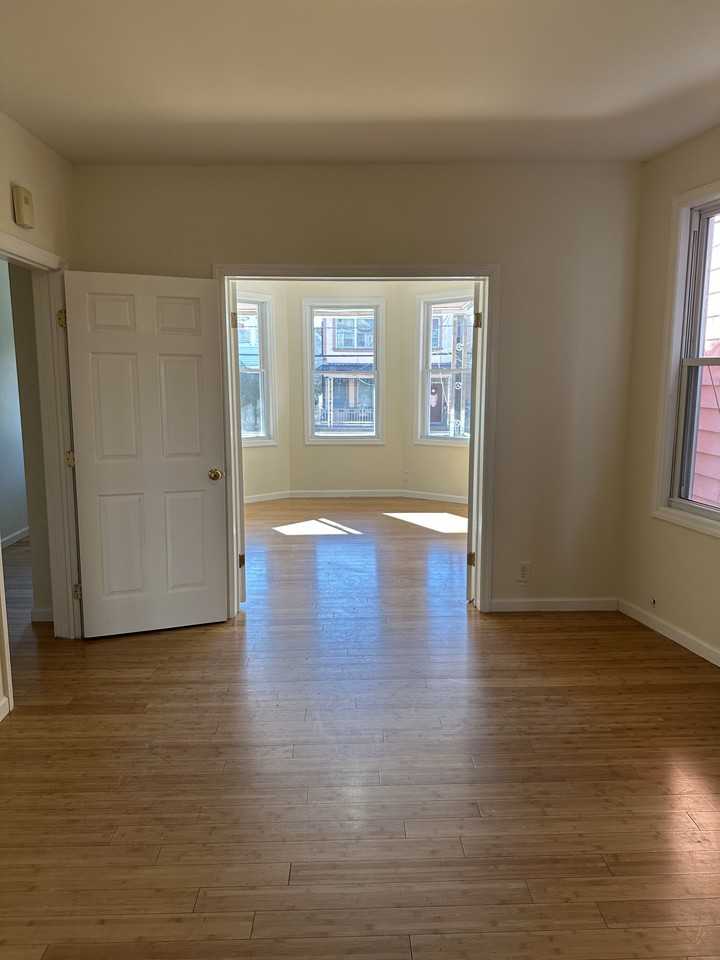 125 West 28th Street #1 - Photo 3 of 13