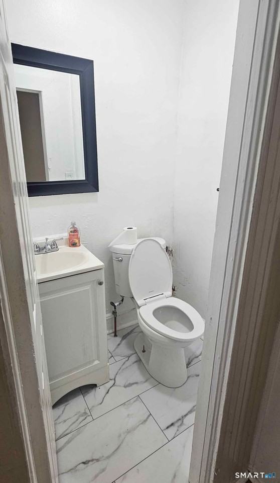 1495 Pembroke St #1R - Photo 3 of 6