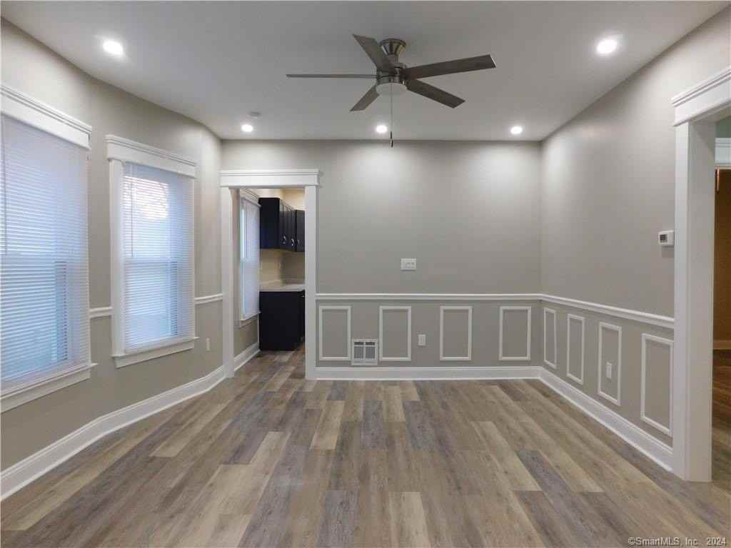 216 Washington Ave #1 - Photo 4 of 13