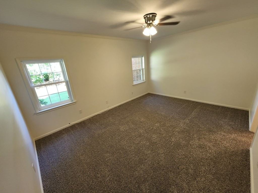 108 Muirfield Ln - Photo 5 of 8