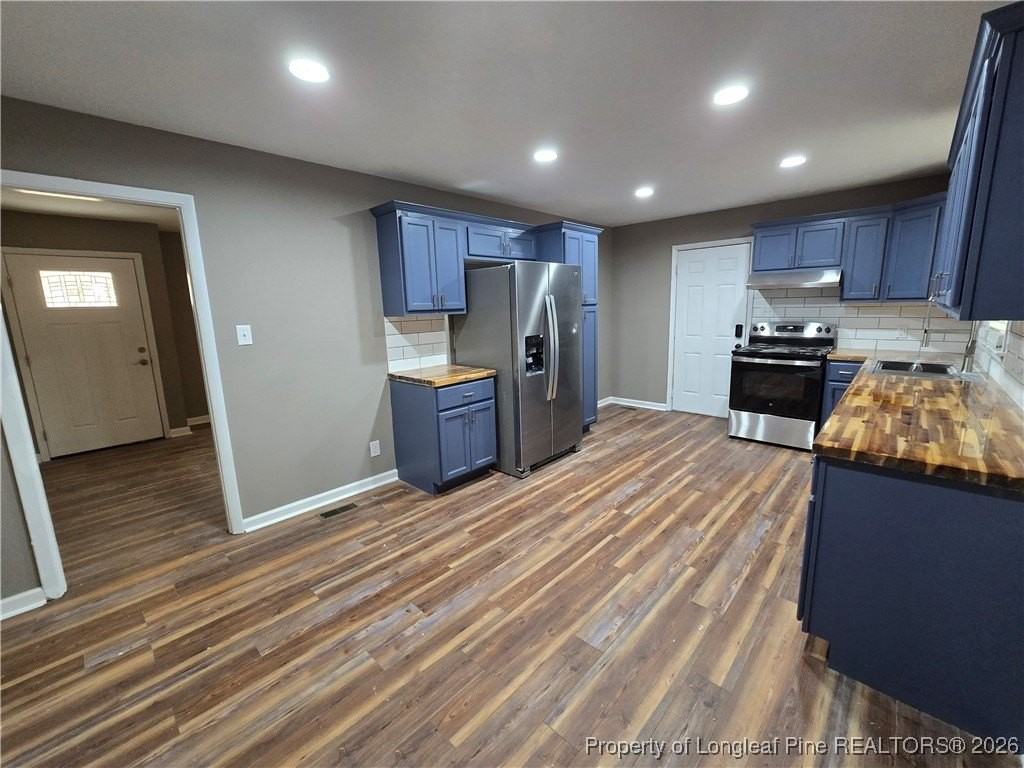 2517 Vestal Ave - Photo 4 of 32