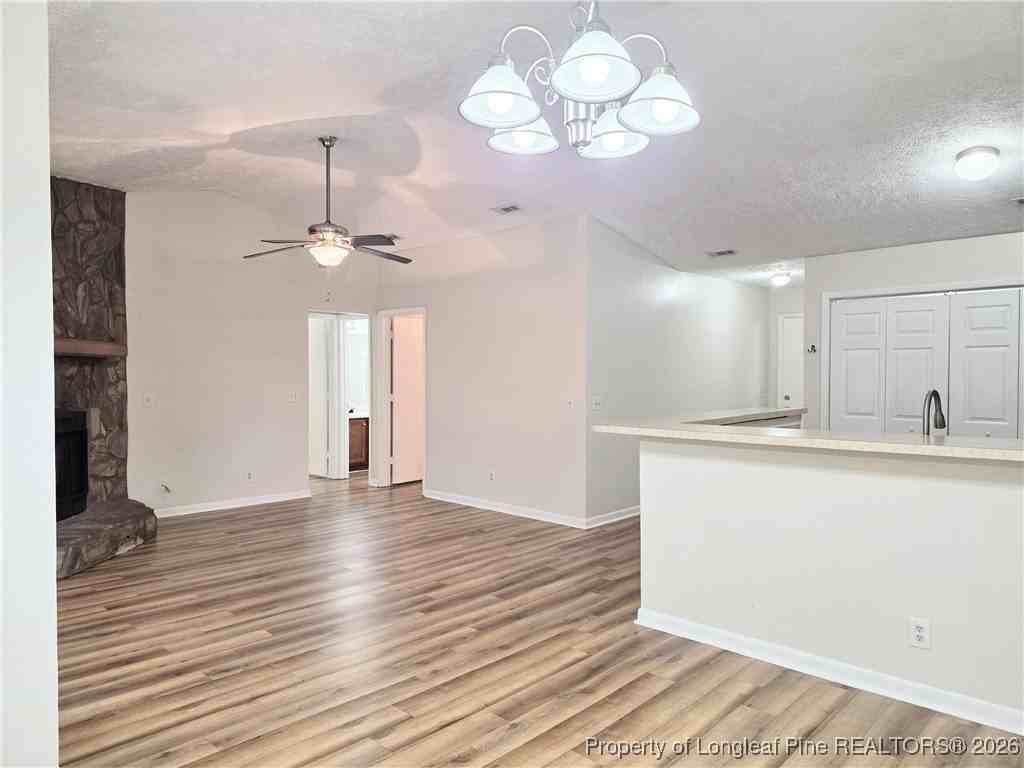 6768 Willowbrook Dr Apt 8 #8 - Photo 4 of 19