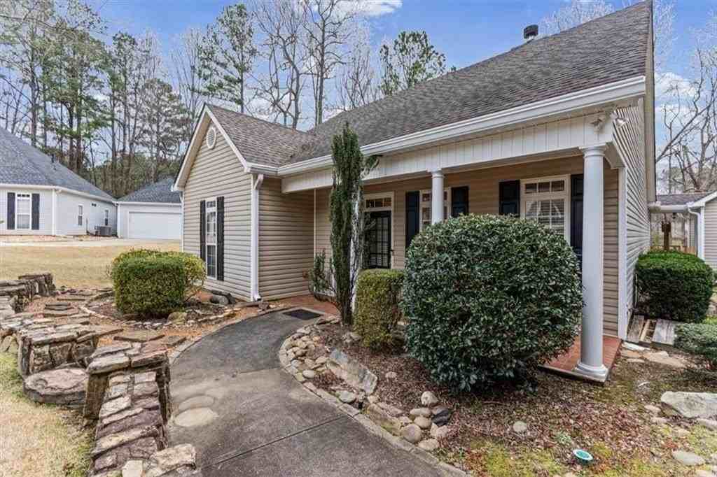 5551 Wood Vale Ct - Photo 2 of 50