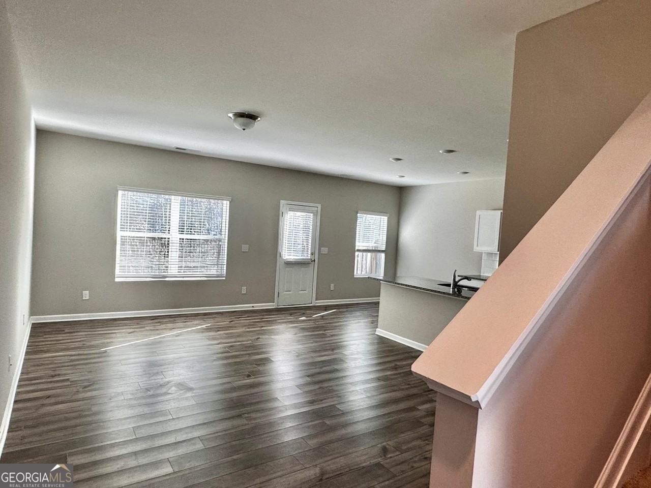 1397 Ben Park Way - Photo 2 of 17