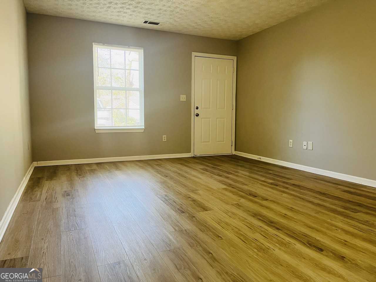 105 Granite St Apt B #B - Photo 6 of 28