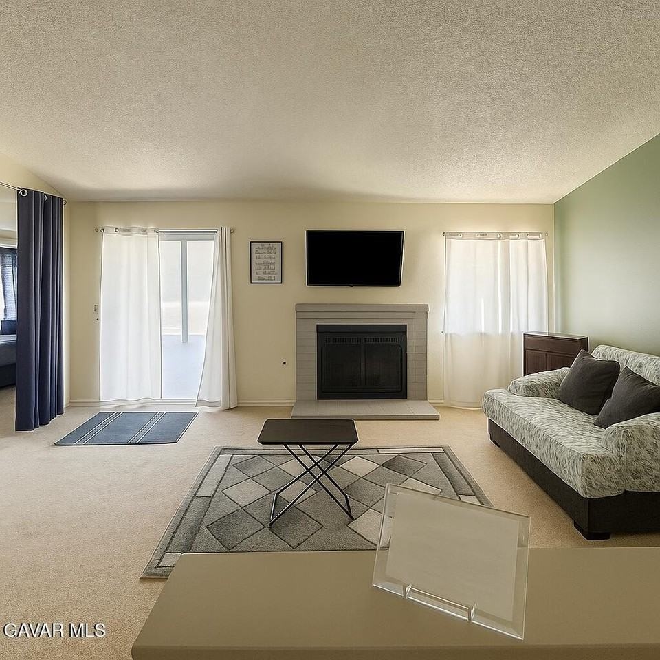 39928 179th St E - Photo 3 of 21