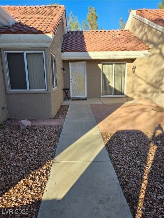 8536 Desert Holly Dr - Photo 4 of 27