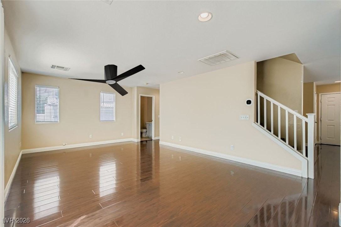 5986 Ambleshire Ave #0 - Photo 7 of 33