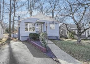 12 Carlson Pl - Photo 1 of 1