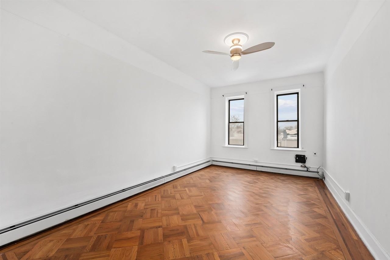 264 Clendenny Ave #6 - Photo 5 of 12