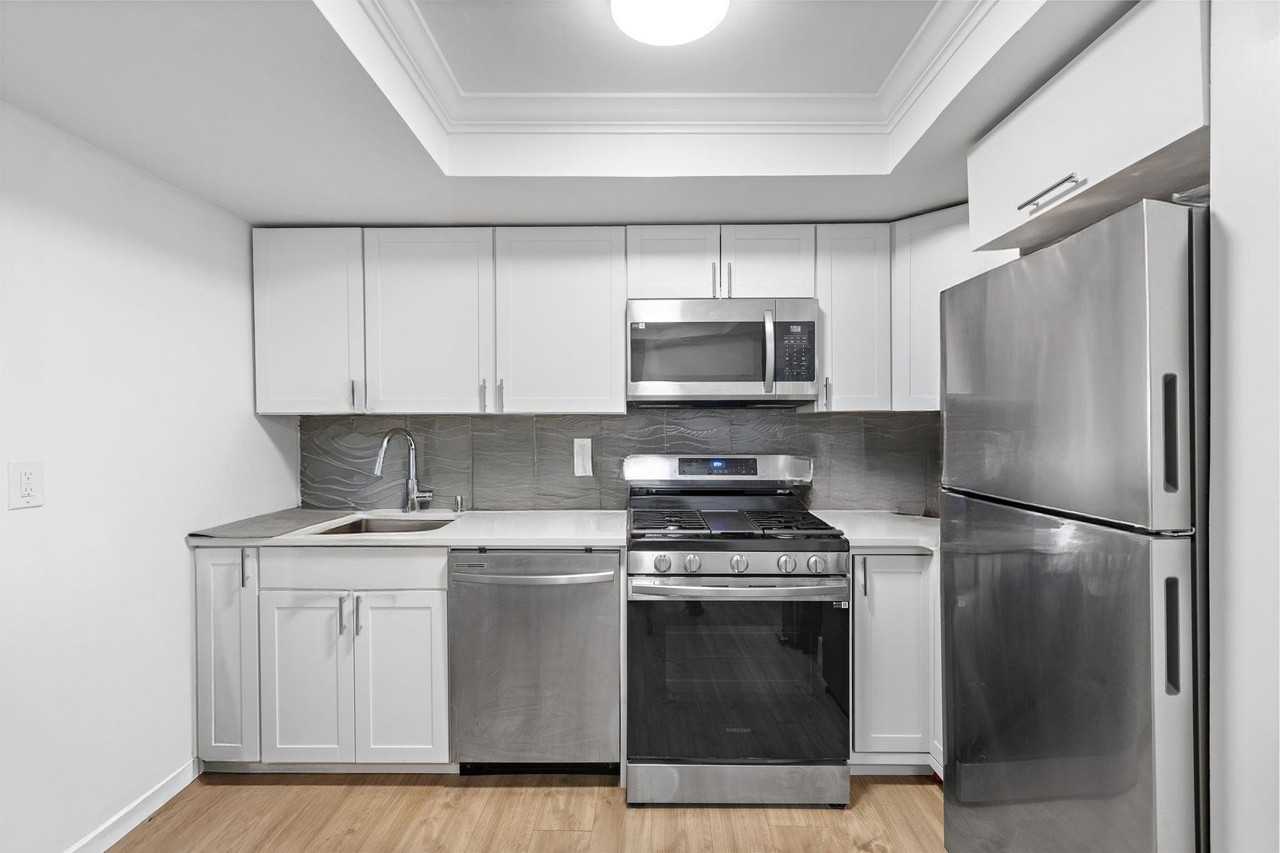 151 Sip Ave #38 - Photo 5 of 12