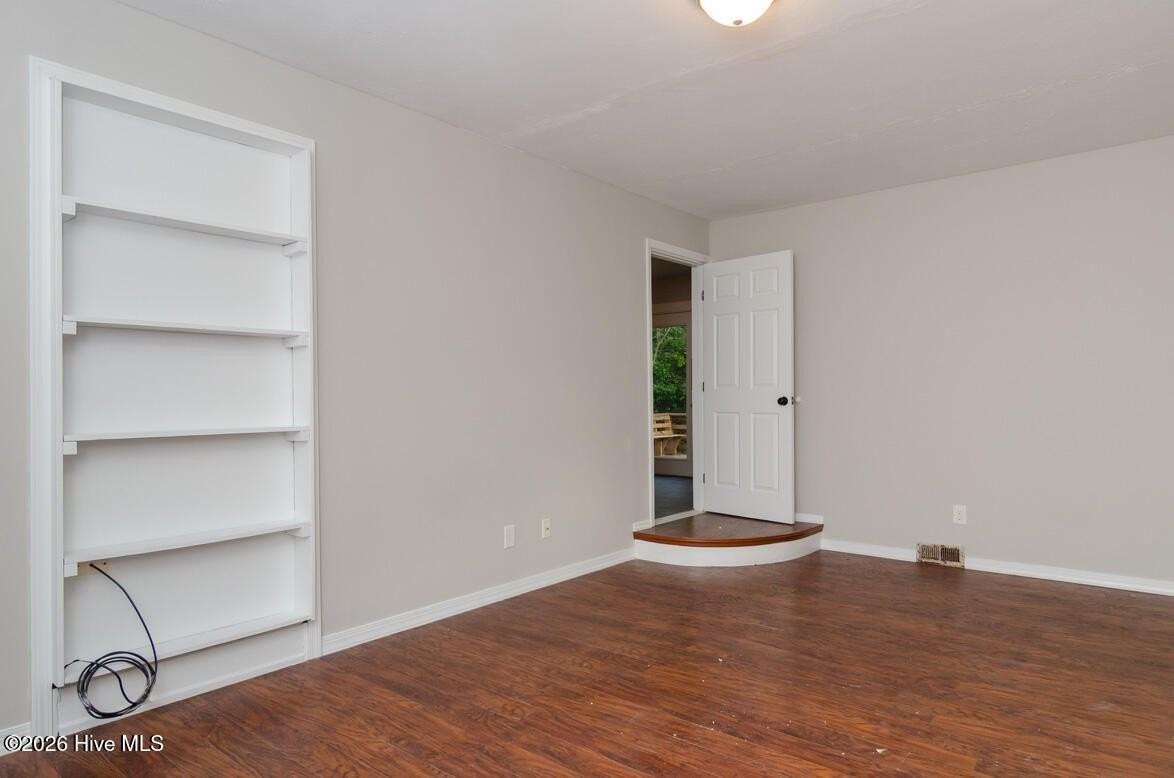 3817 Ashley Cir - Photo 6 of 30