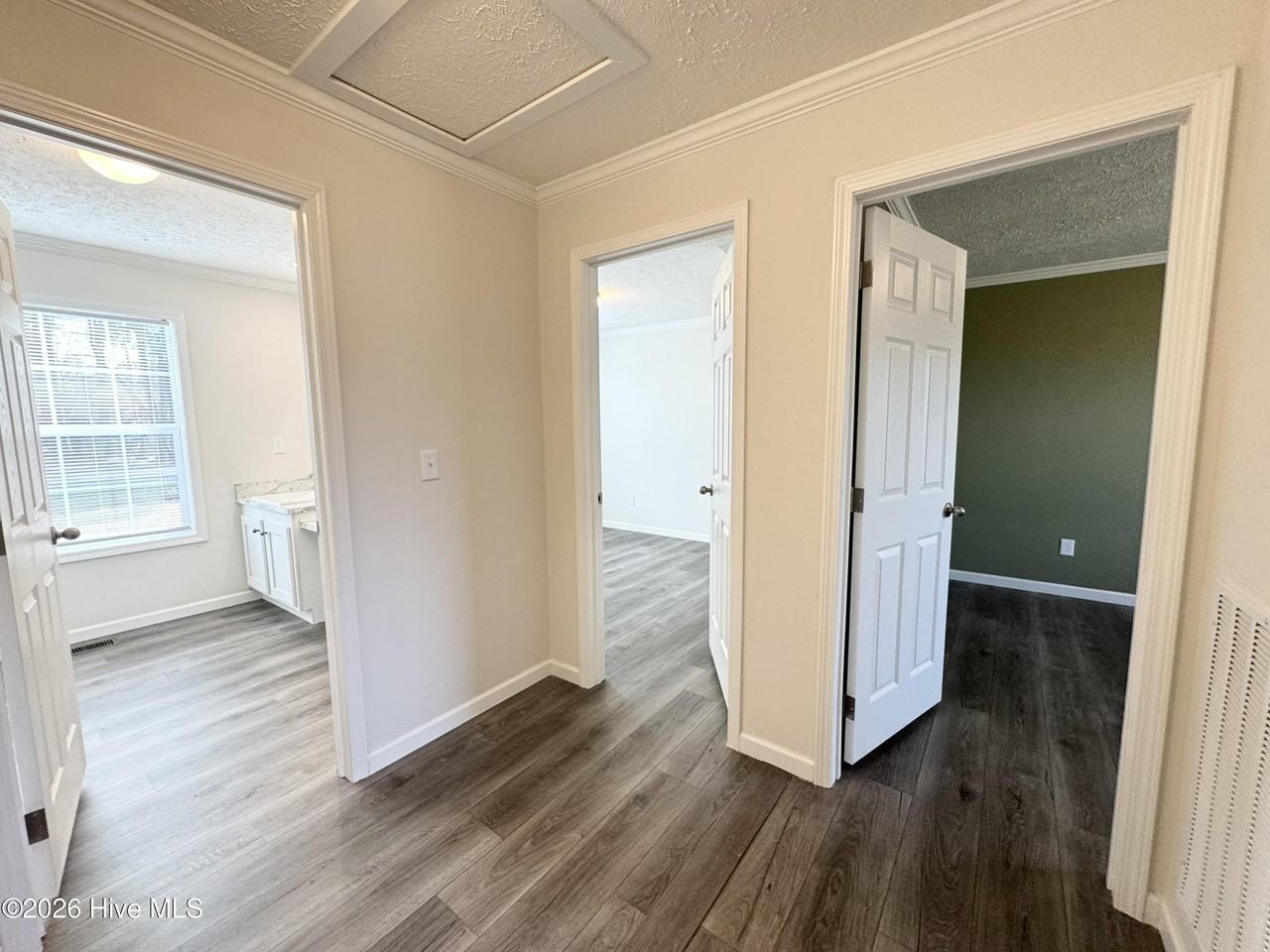 720 S Edenton Road St - Photo 5 of 18