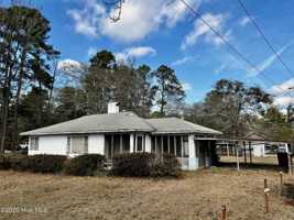 featured image of 101 Mcarthur Dr