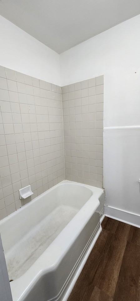 1008 Logan St Sw #1004 - Photo 4 of 11